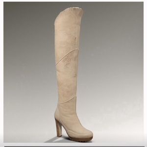 Ugg Donata Signature Collection